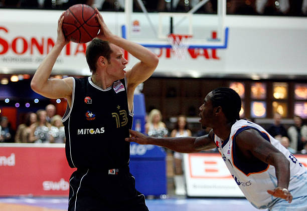 高风险高回 高风险高回