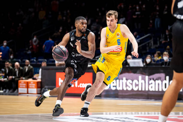 若塔在天上 若塔在天上