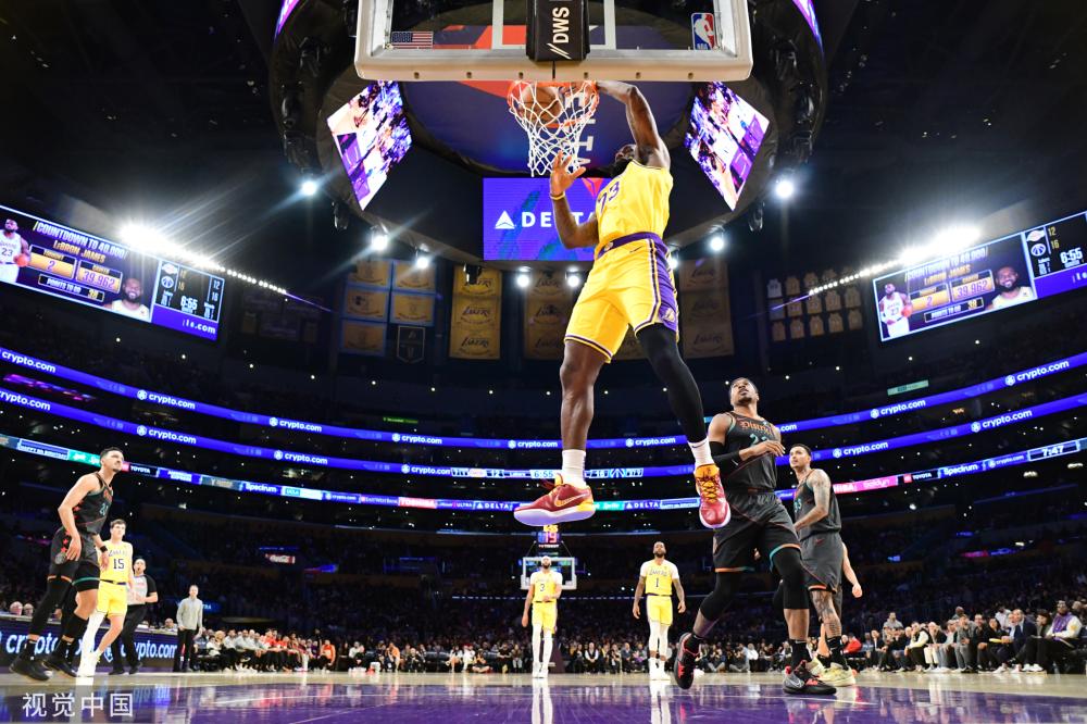 依然能游刃 依然能游刃