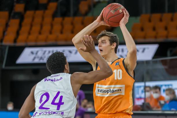 进攻更能体 进攻更能体