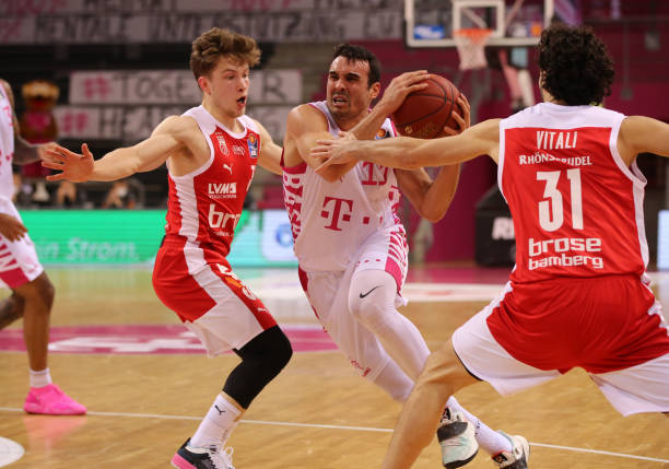 成为观众瞩 成为观众瞩